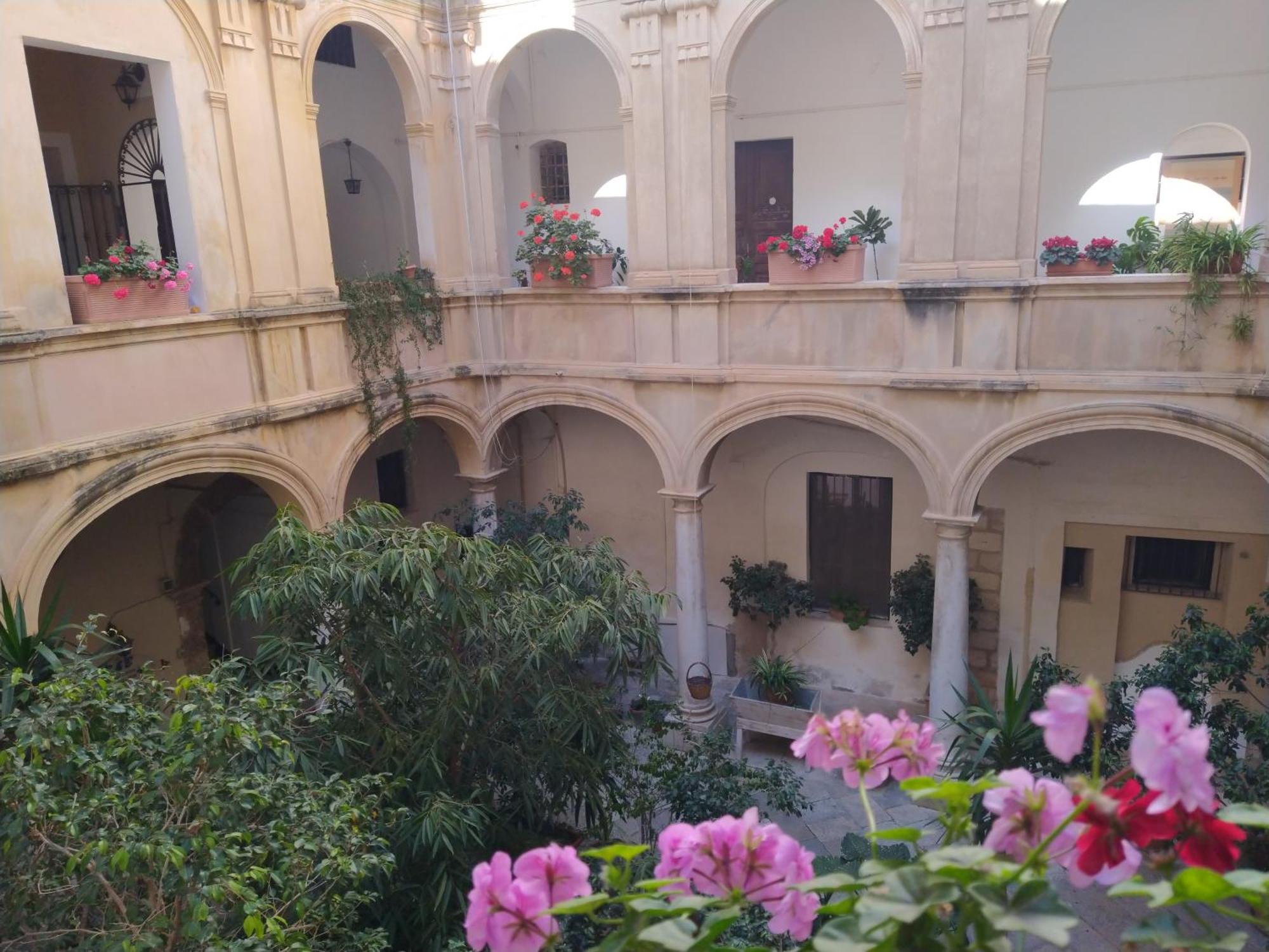 Ai Lumi Panzió Trapani Kültér fotó